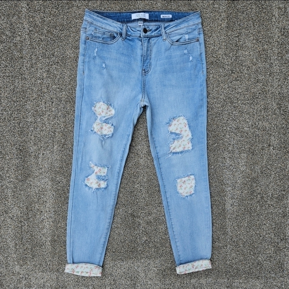 Judy Blue Floral Patch Light Wash Skinny Fit Stretch Jeans Women's 30 Juniors 11